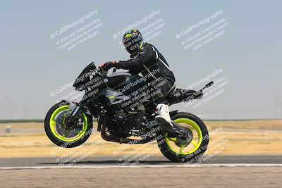 media/Jul-22-2023-TrackDaz (Sat) [[e9015ad89a]]/Group B/Wheelie Bump (1220pm)/